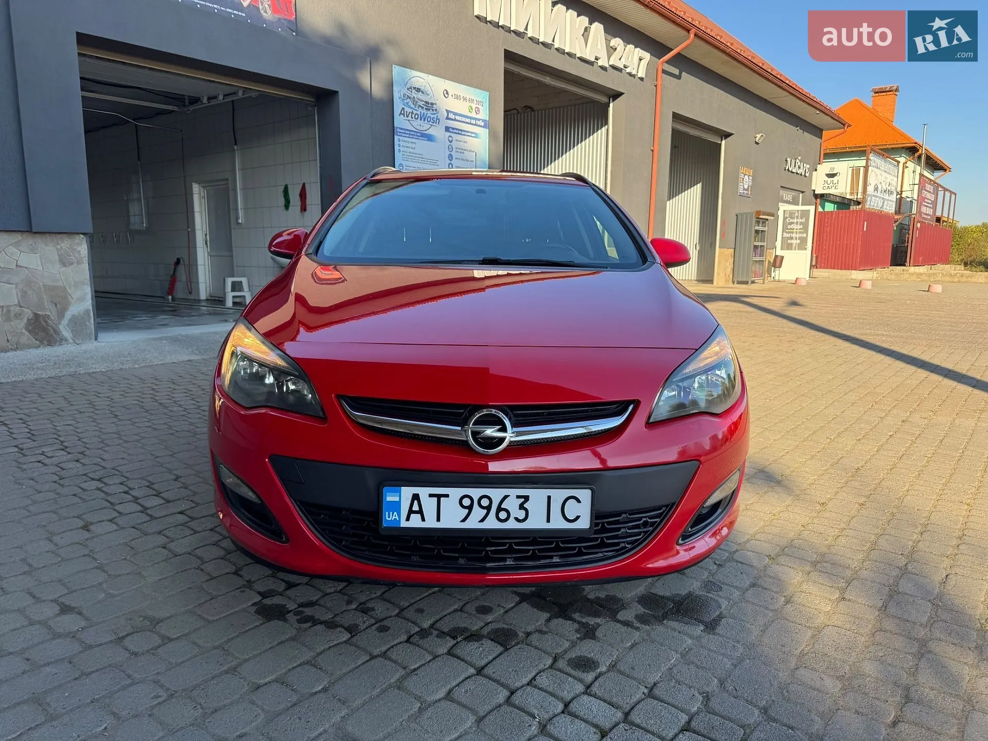 Opel Astra, 2012