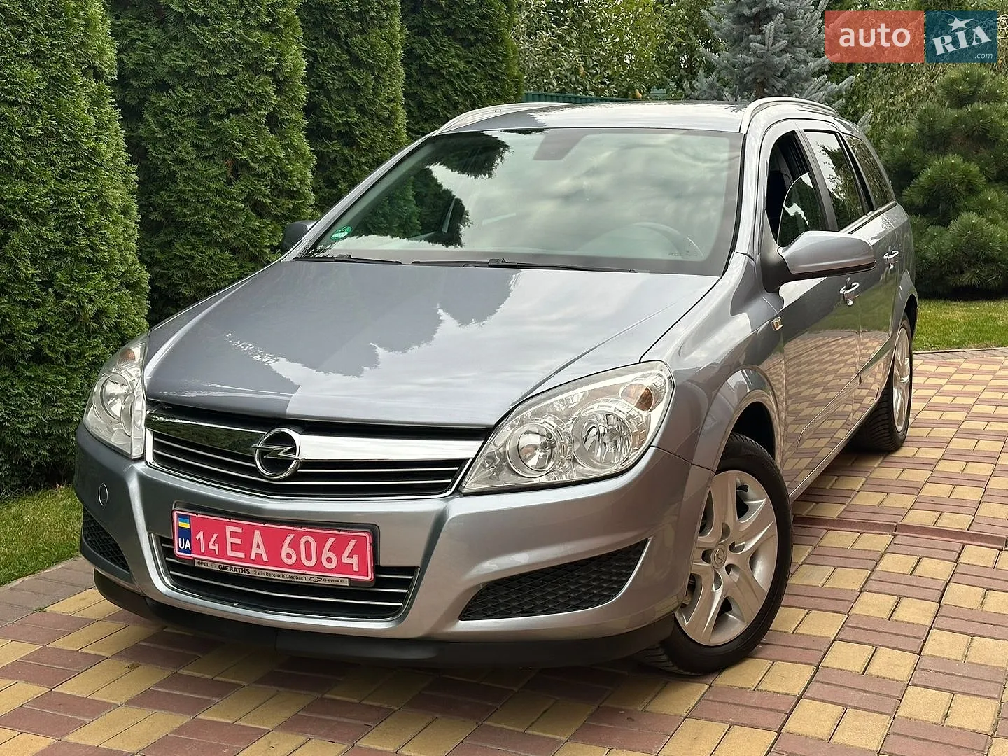 Opel Astra, 2009