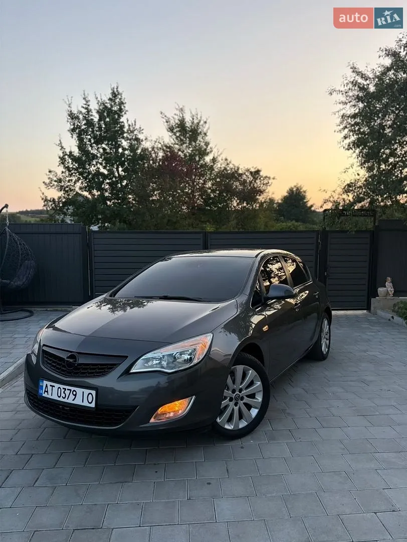 Opel Astra, 2010