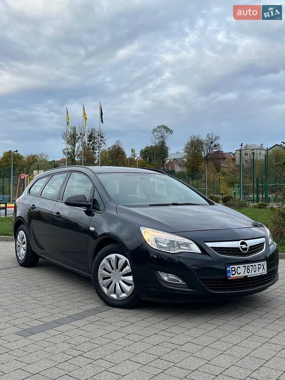 Opel Astra, 2012