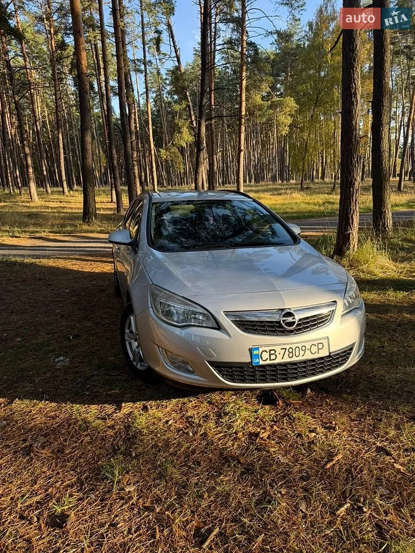 Opel Astra, 2012