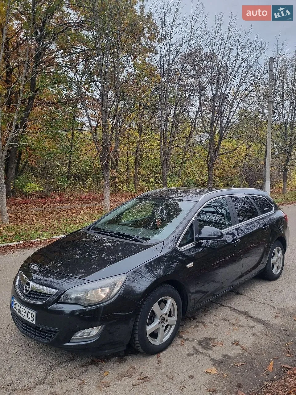 Opel Astra, 2011