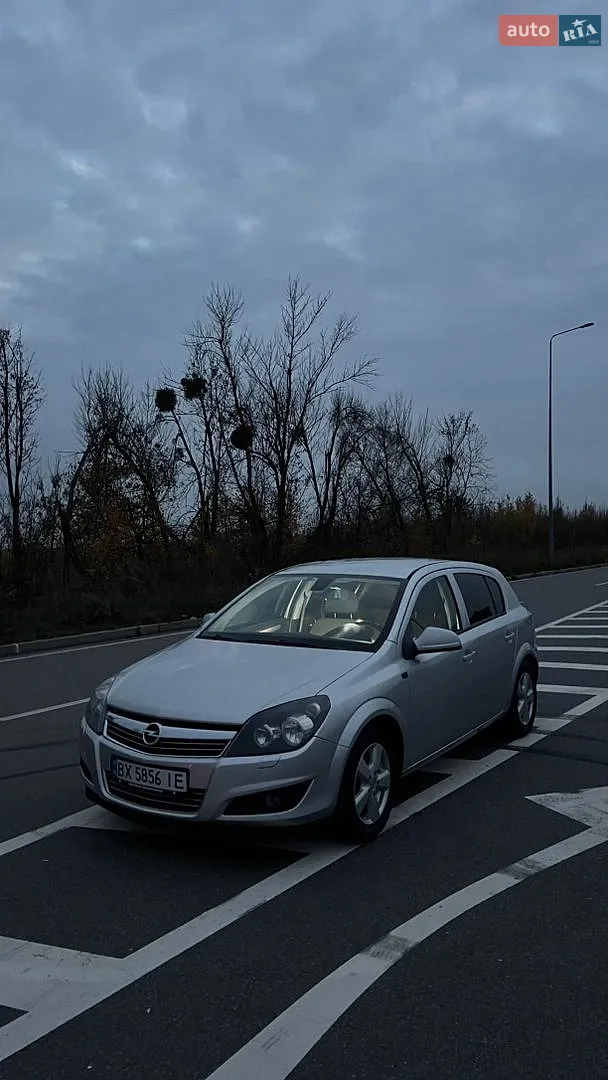 Opel Astra, 2009
