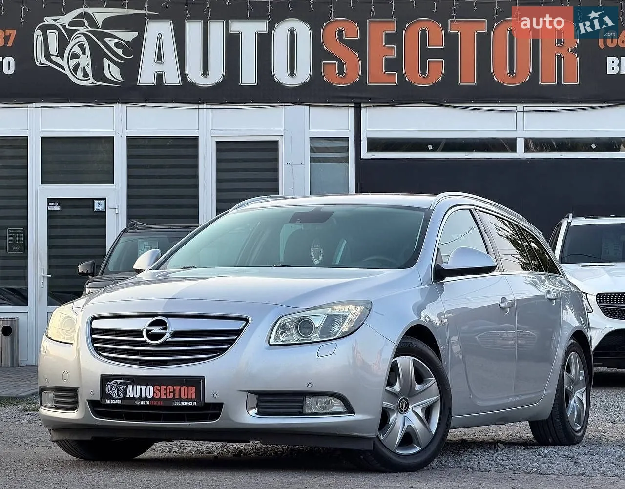 Opel Insignia, 2011