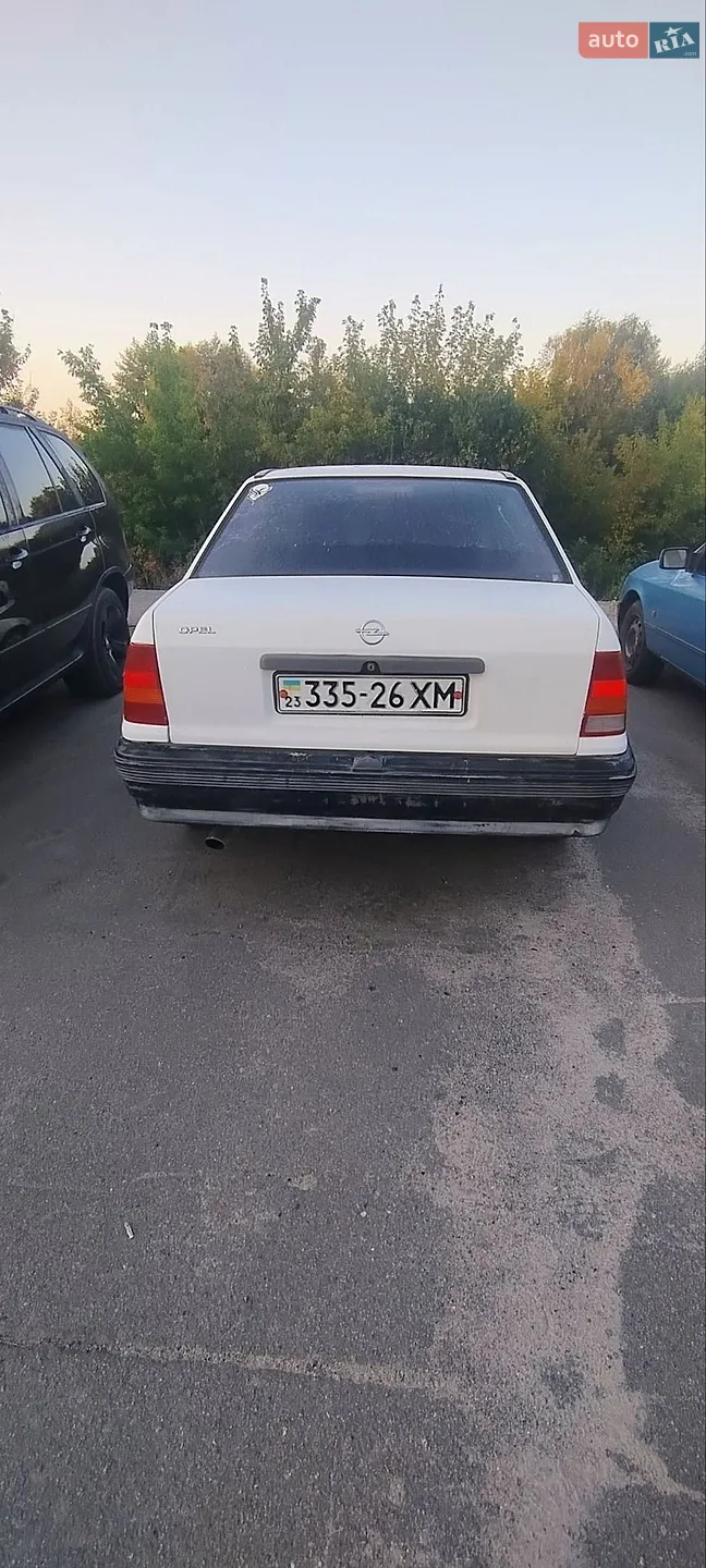 Opel Kadett, 1987