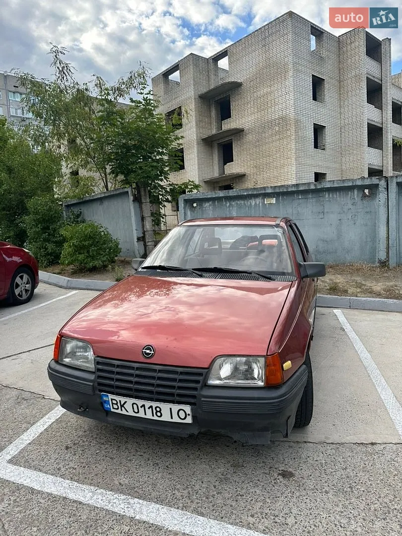 Opel Kadett, 1988