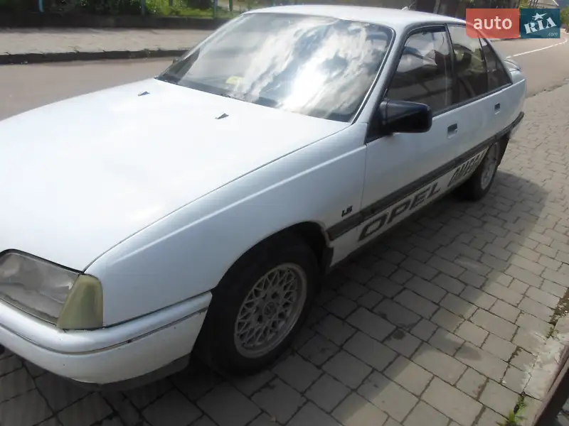 Opel Omega, 1989