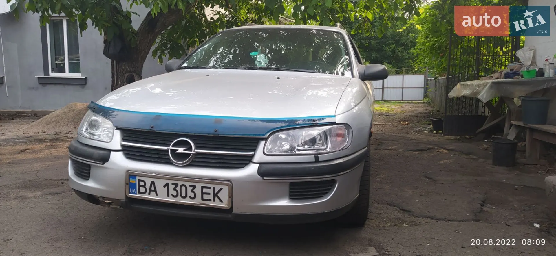Opel Omega, 1997
