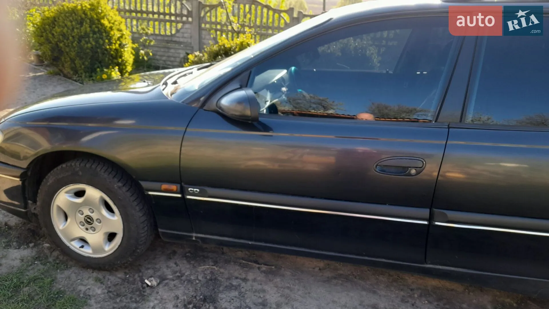 Opel Omega, 1998