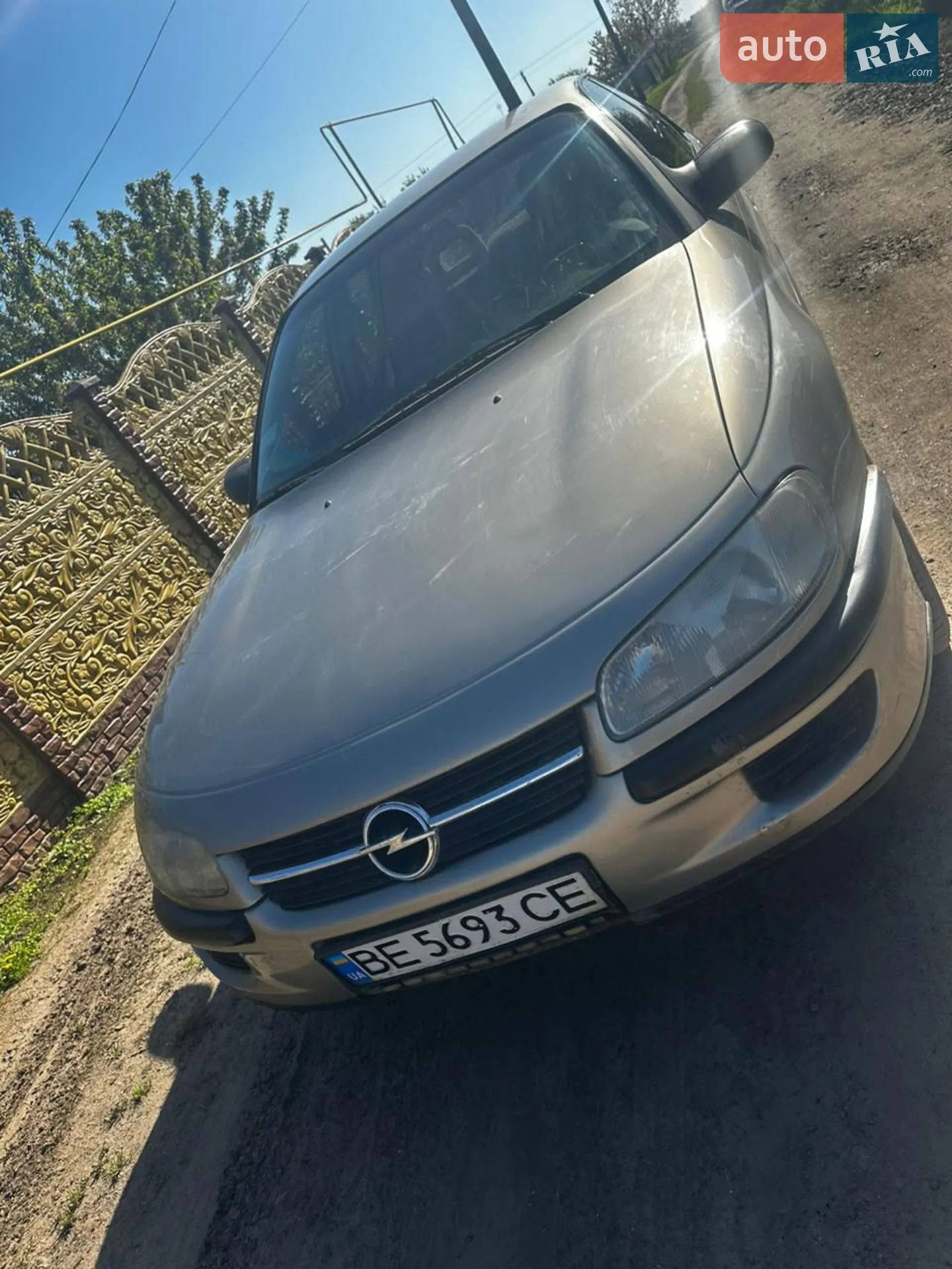 Opel Omega, 1996