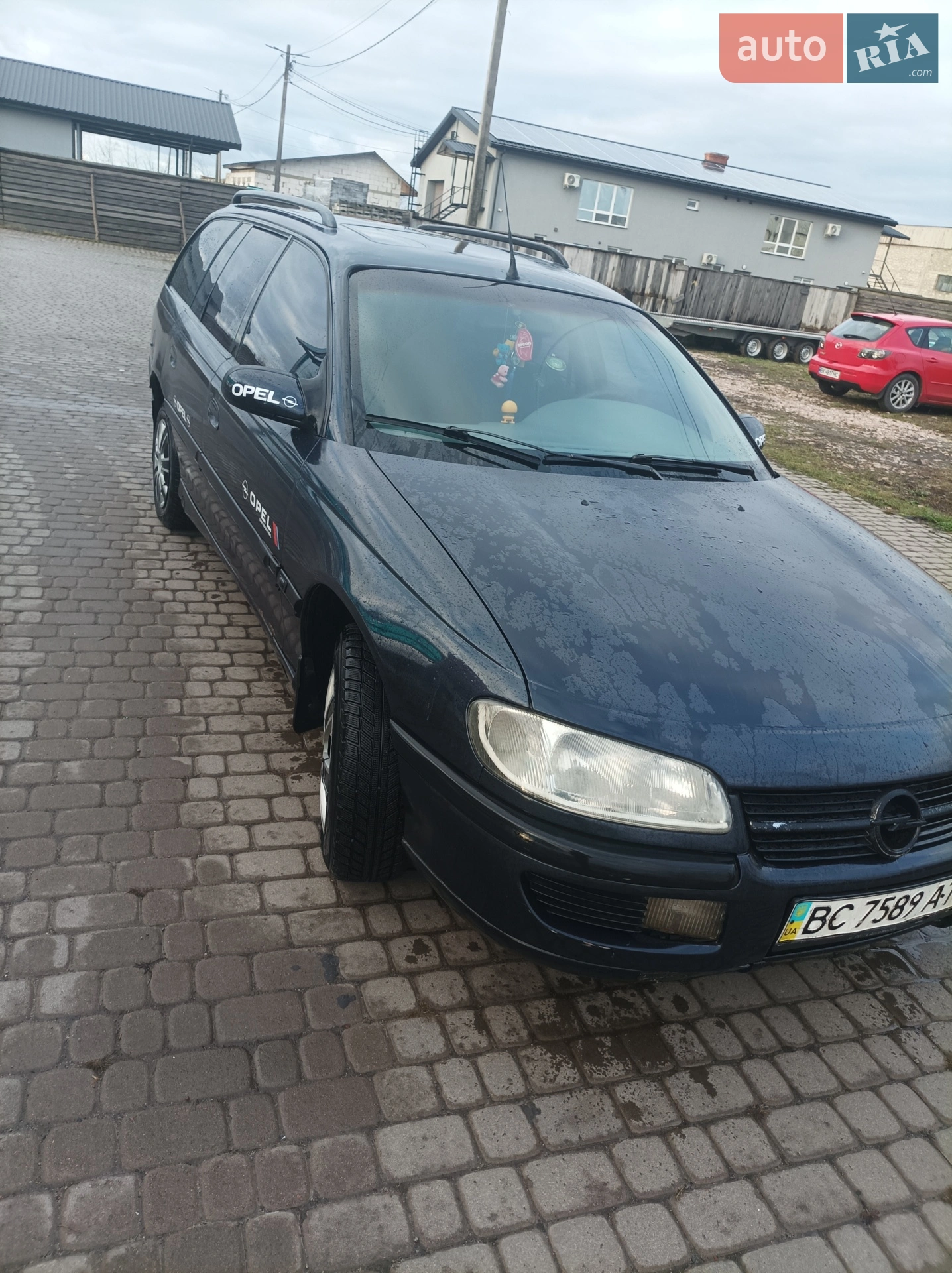 Opel Omega, 1995