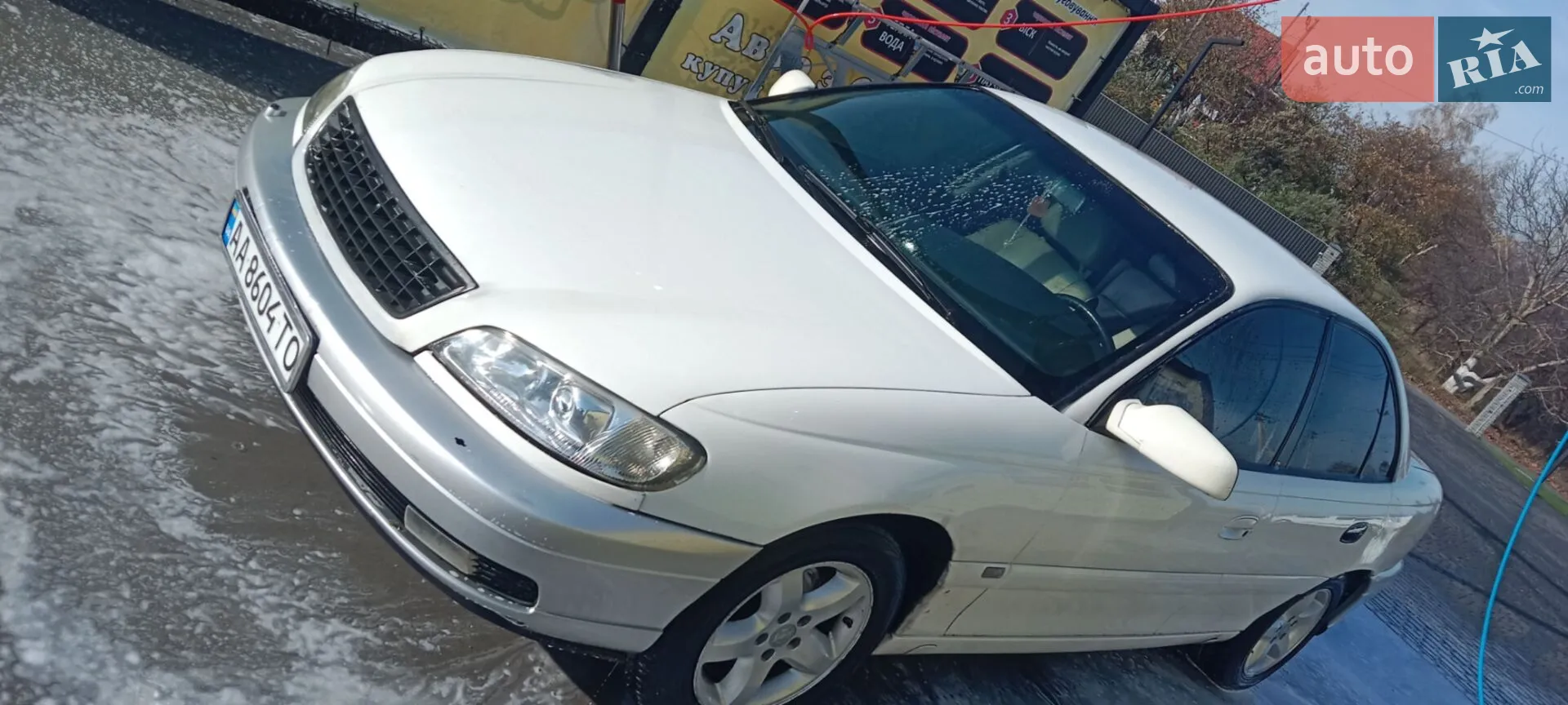 Opel Omega, 2001