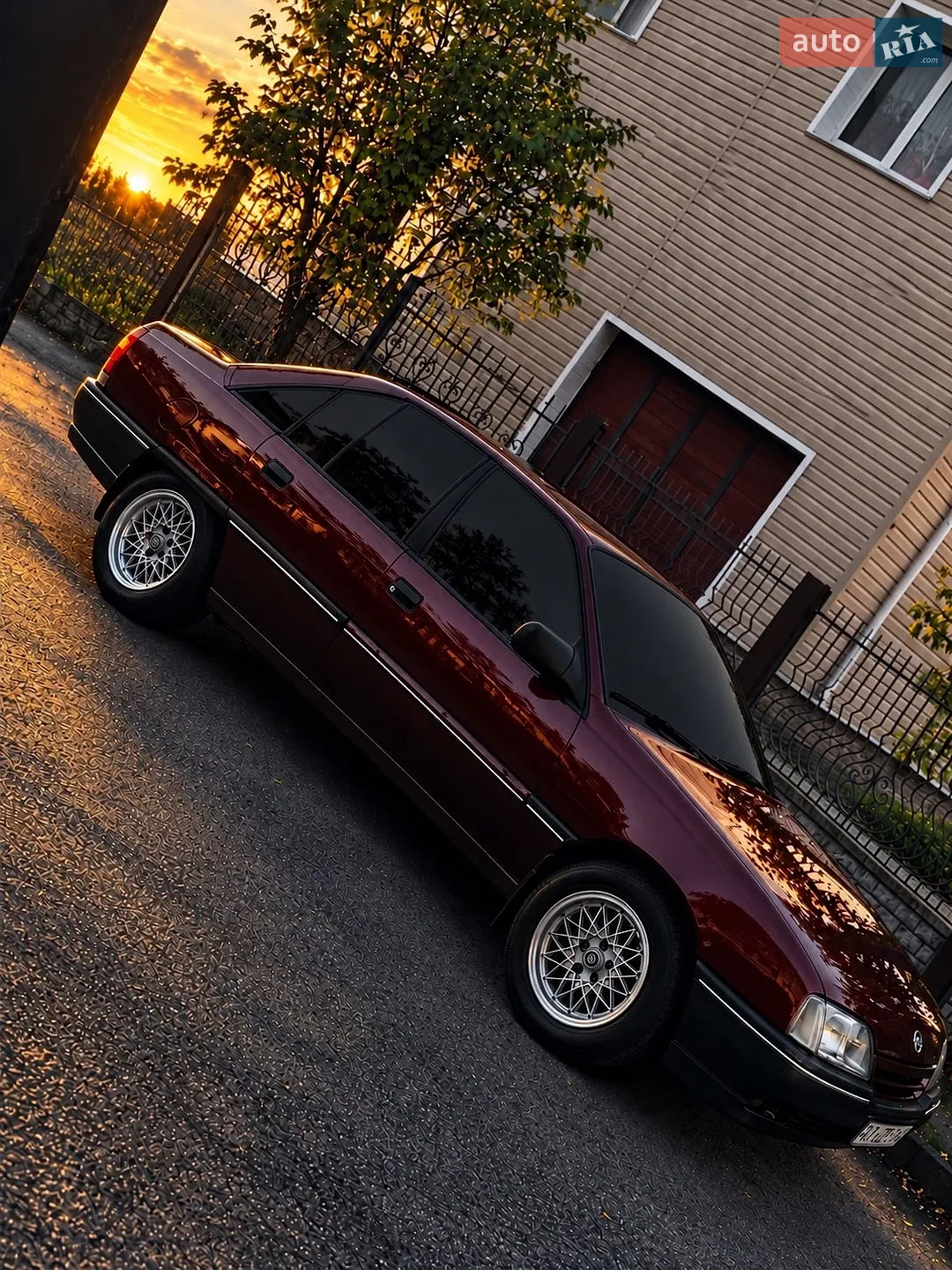 Opel Omega, 1990