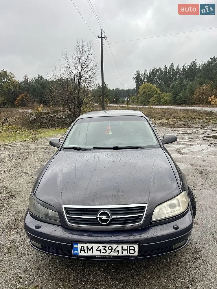 Opel Omega, 2001