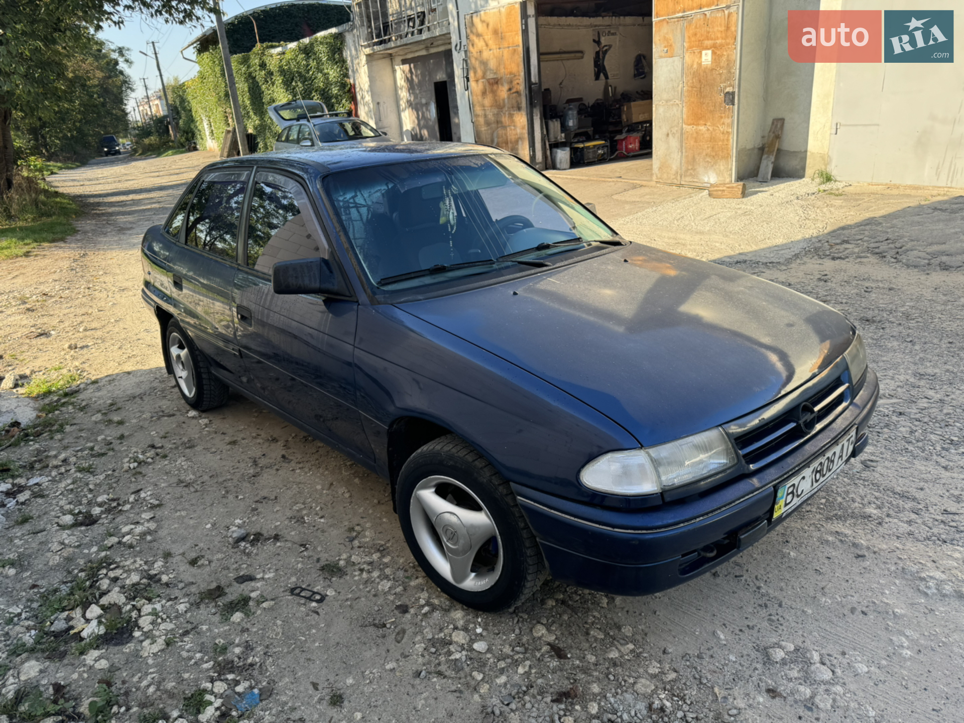 Opel Vectra, 1993