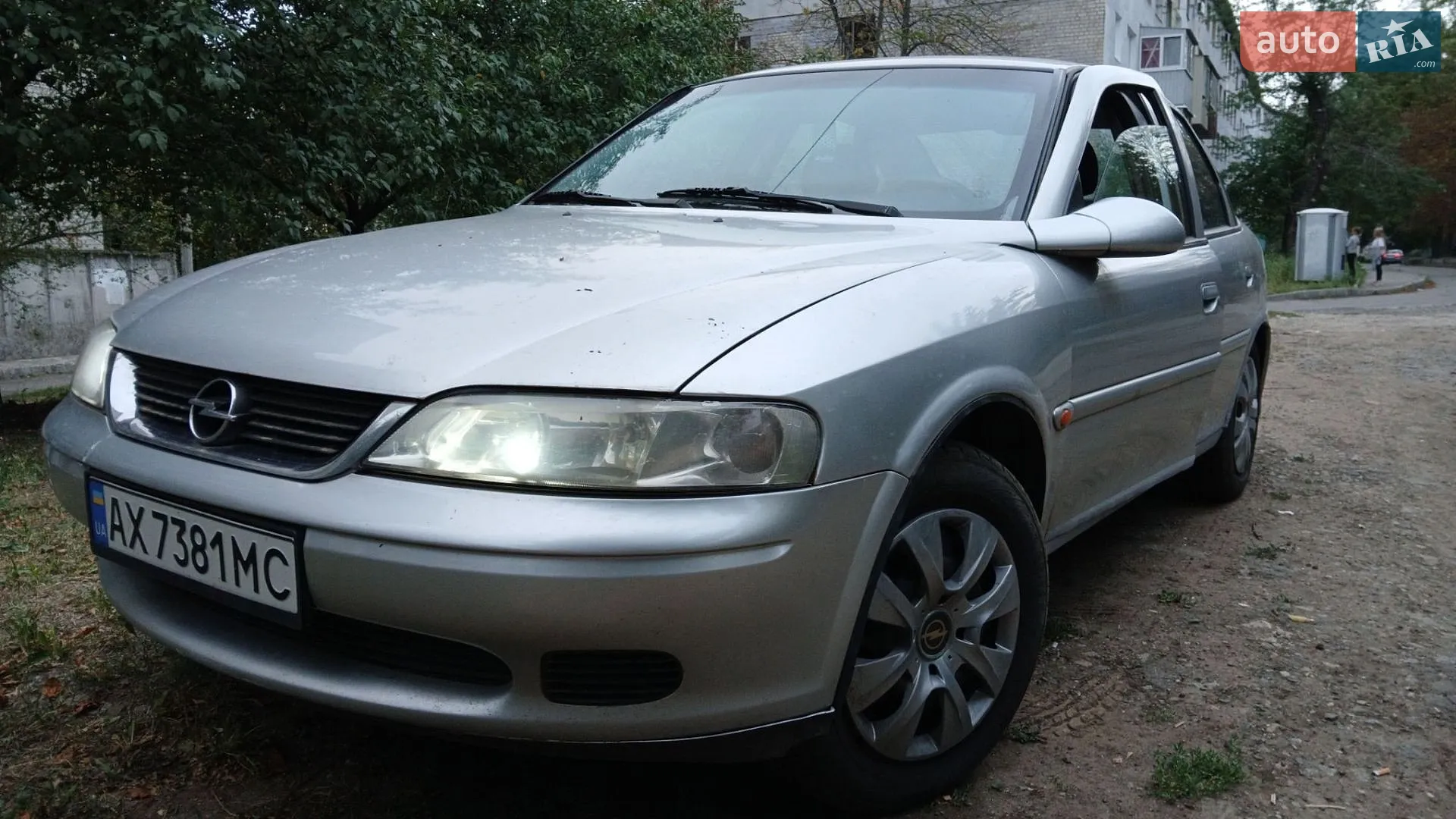 Opel Vectra 2000 — 1