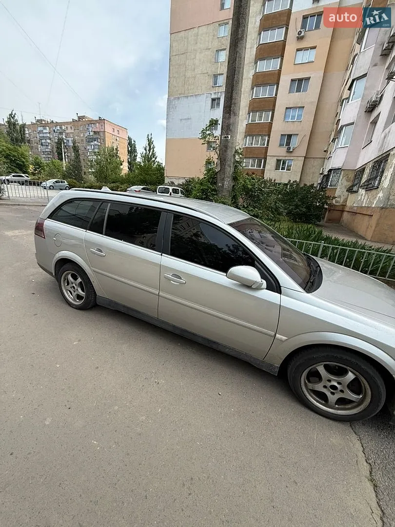 Opel Vectra, 2004