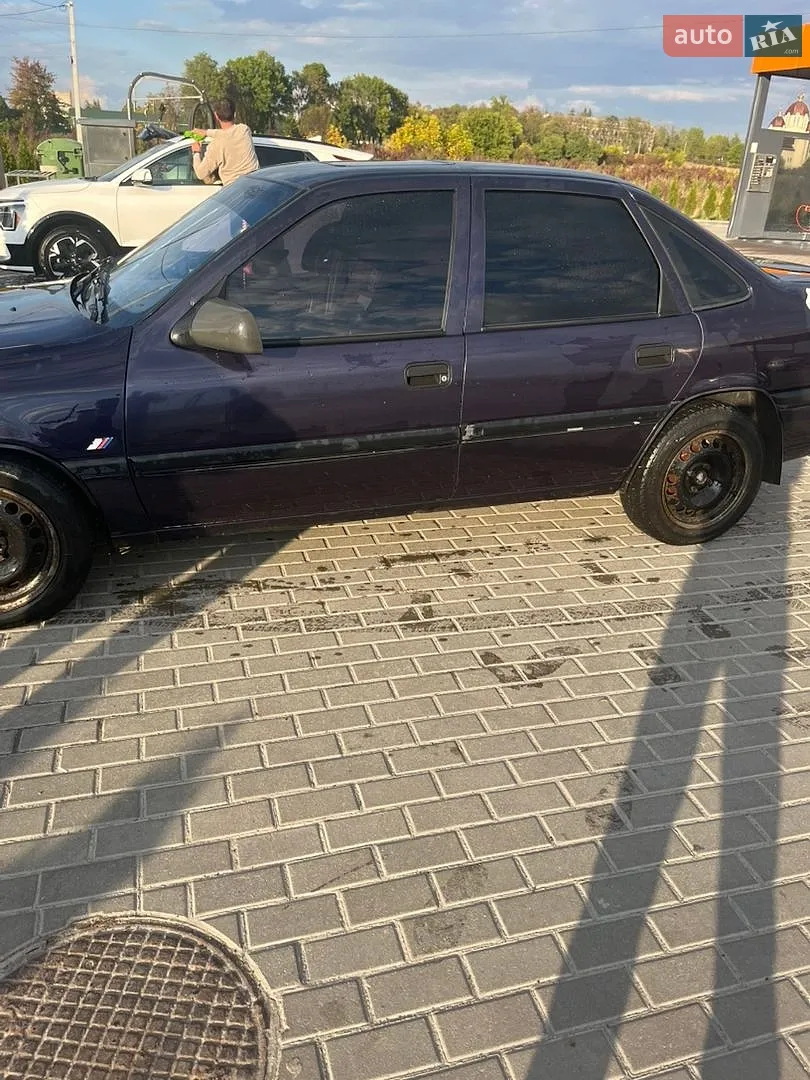Opel Vectra, 1995