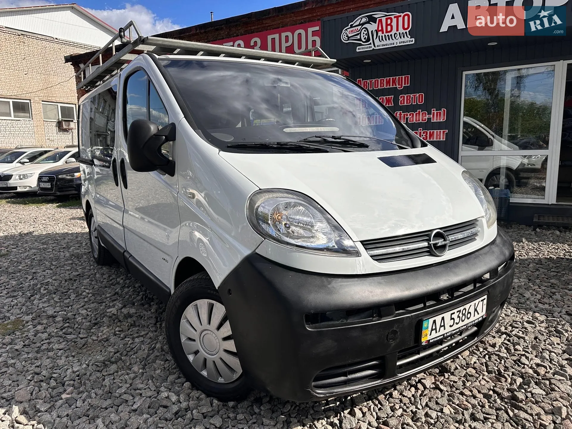 Opel Vivaro, 2003