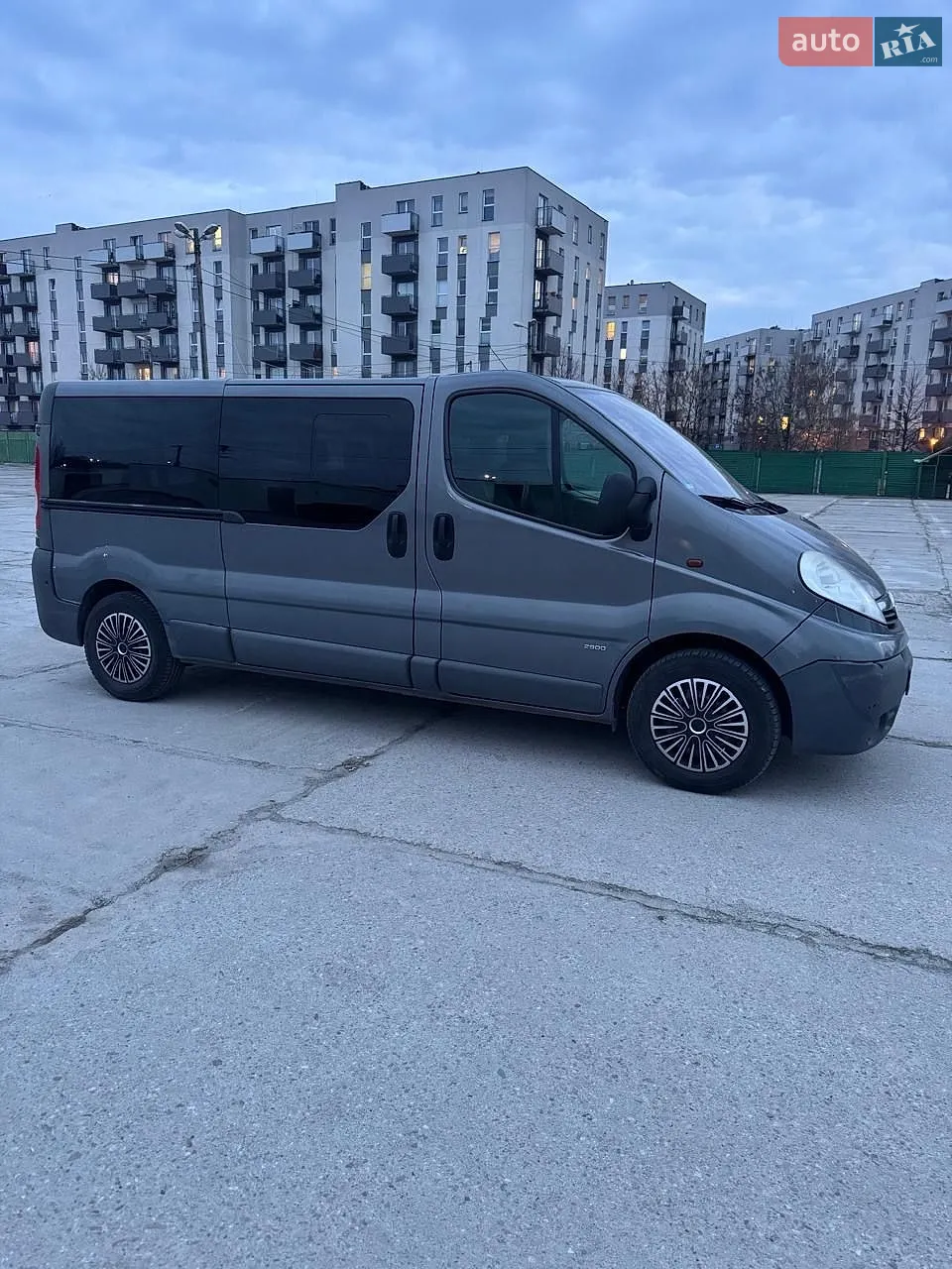 Opel Vivaro, 2011