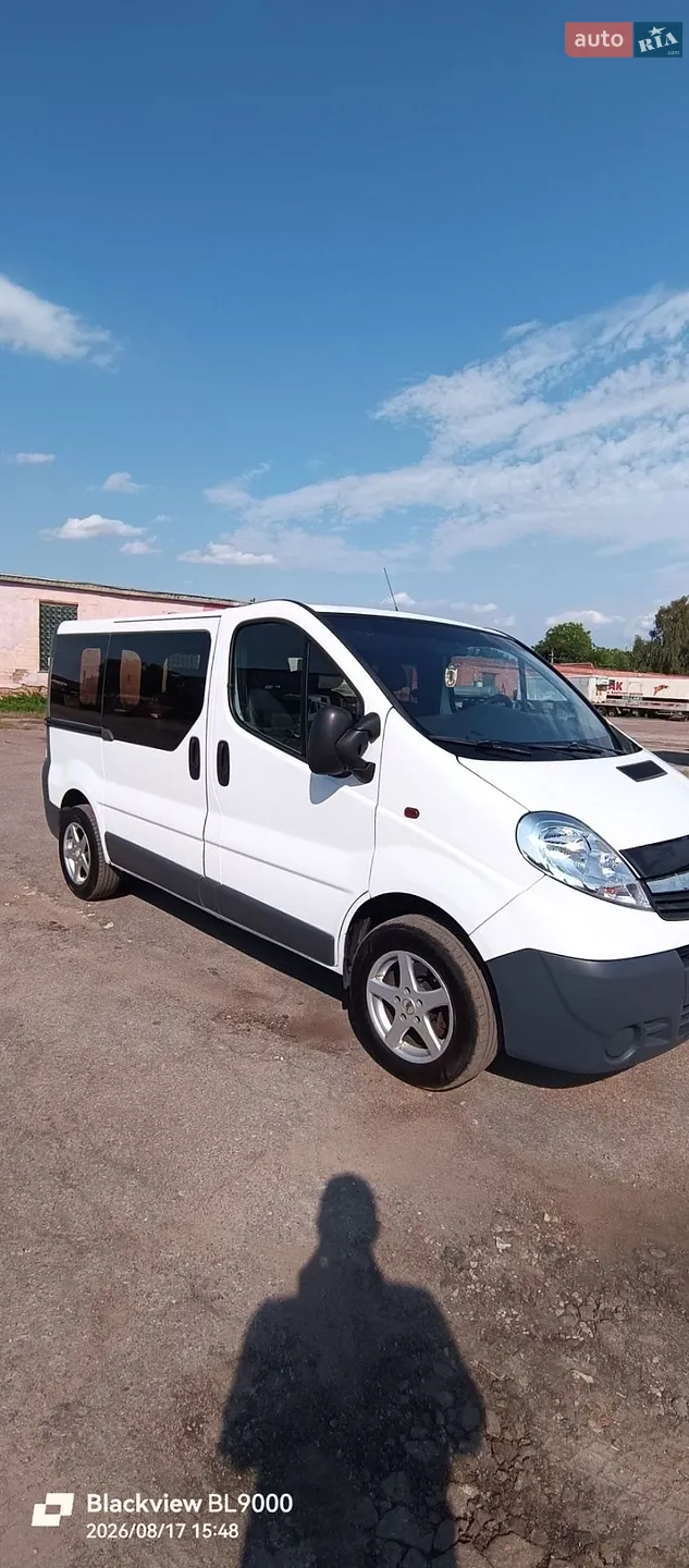 Opel Vivaro, 2011