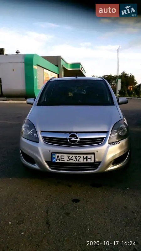 Opel Zafira, 2008