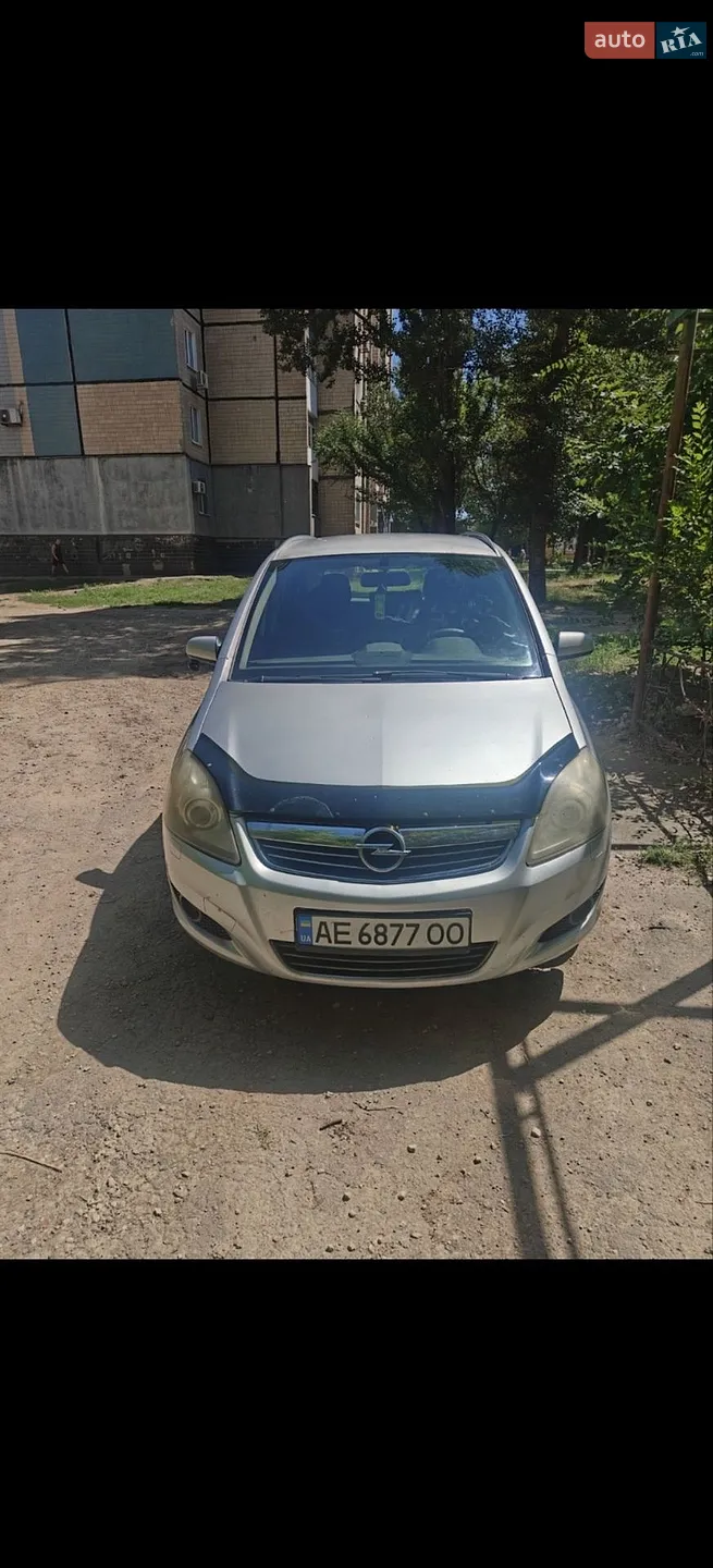 Opel Zafira, 2009