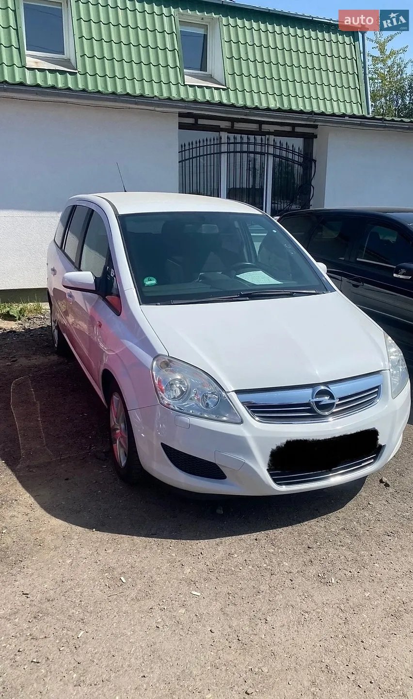 Opel Zafira, 2009