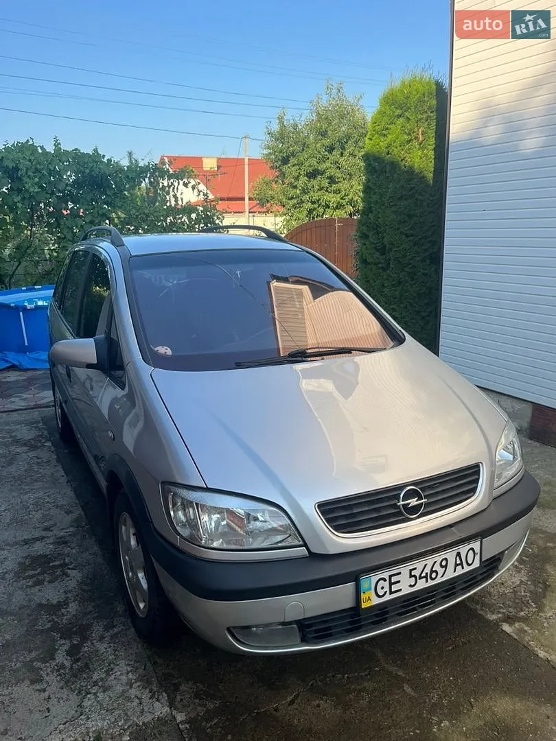 Opel Zafira, 2001