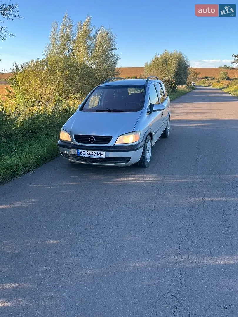 Opel Zafira, 2000