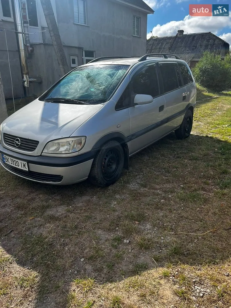Opel Zafira, 2000