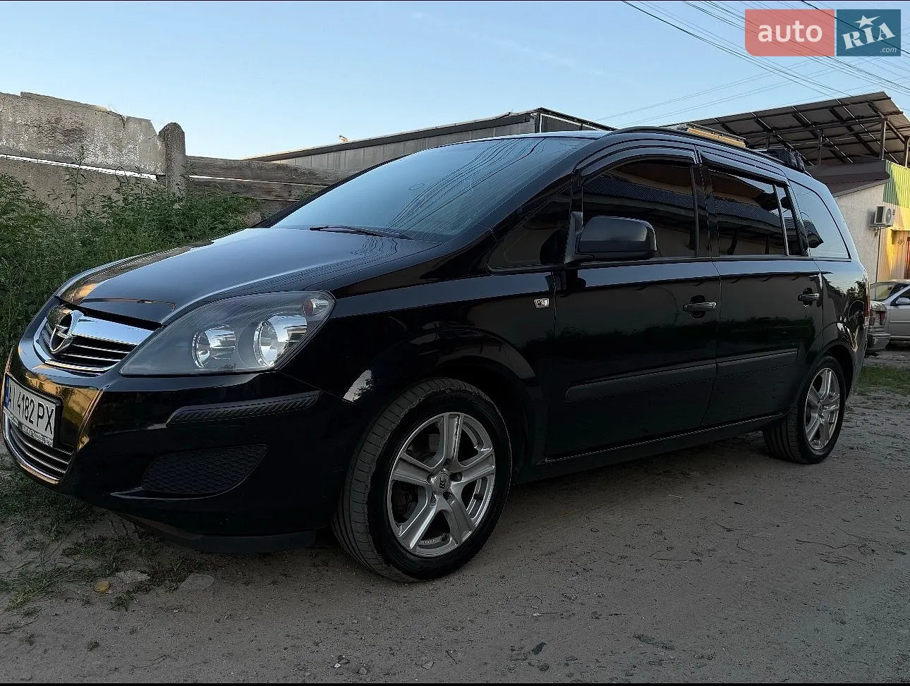 Opel Zafira, 2011