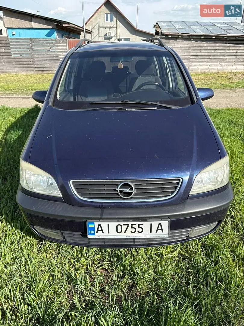 Opel Zafira, 2000