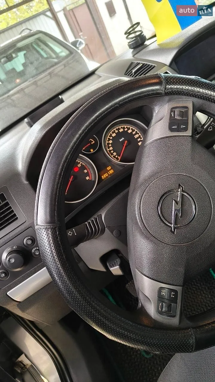 Opel Zafira, 2007