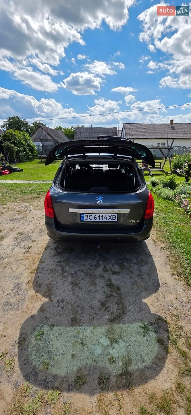Peugeot 2008, 2013