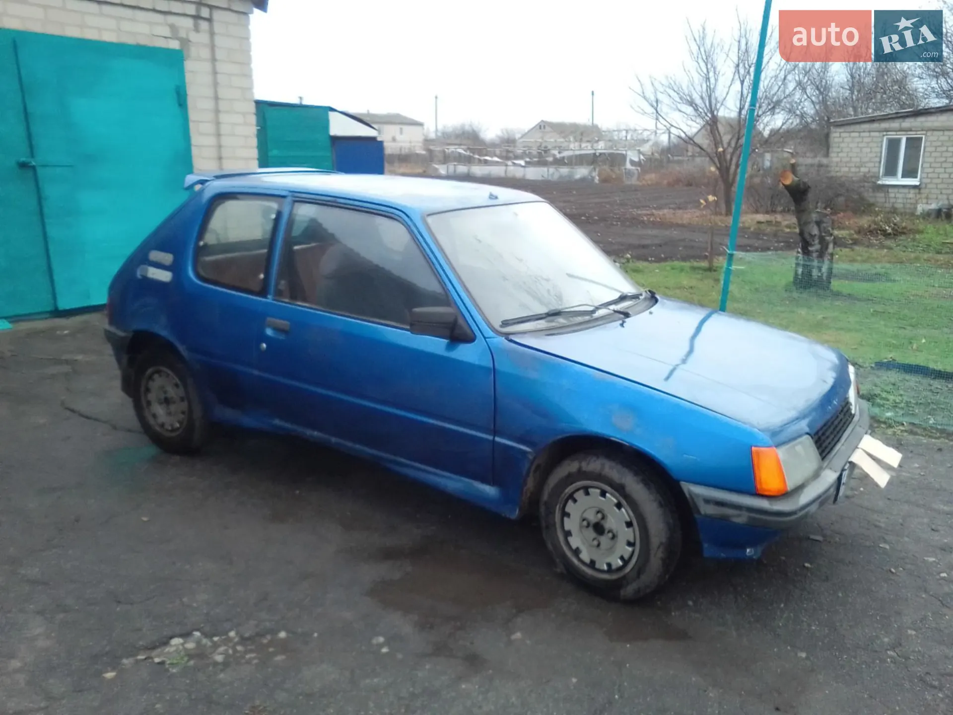 Peugeot 205, 1985