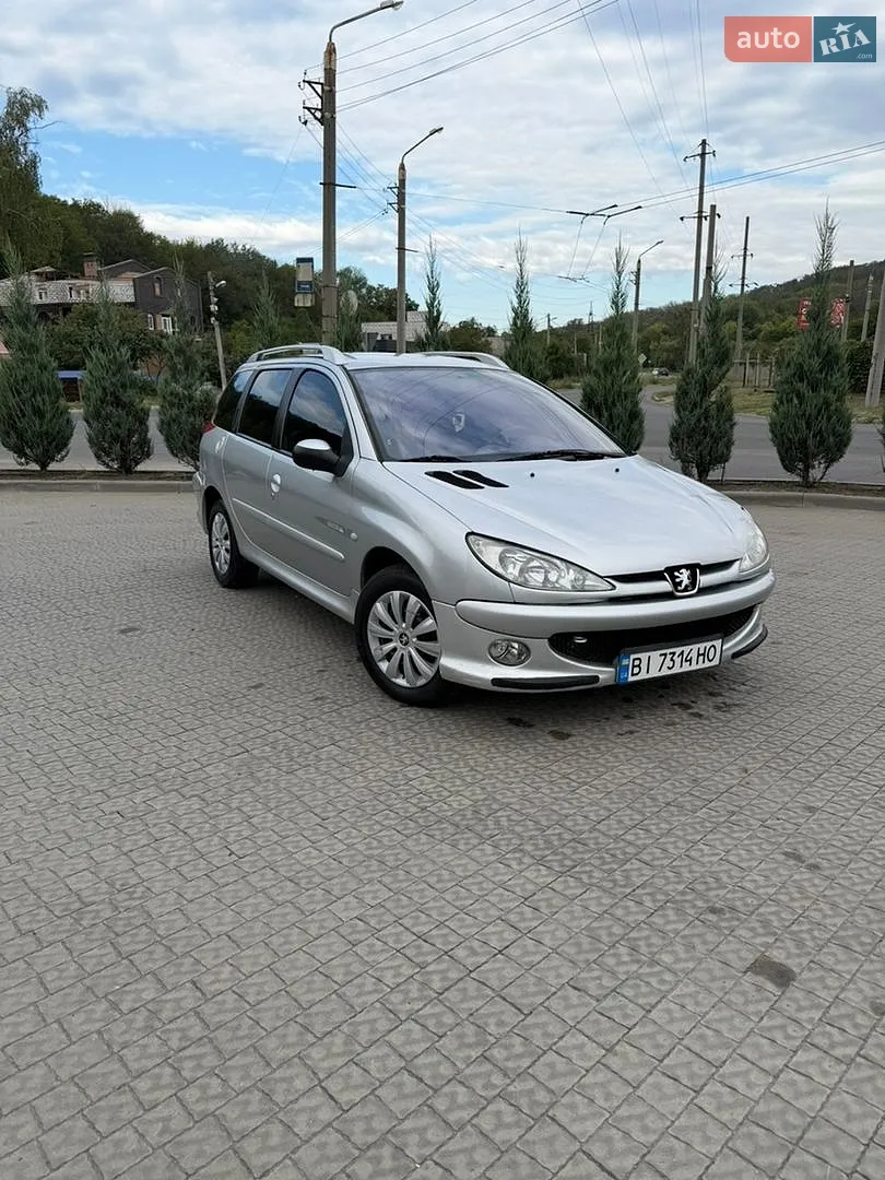 Peugeot 206, 2003