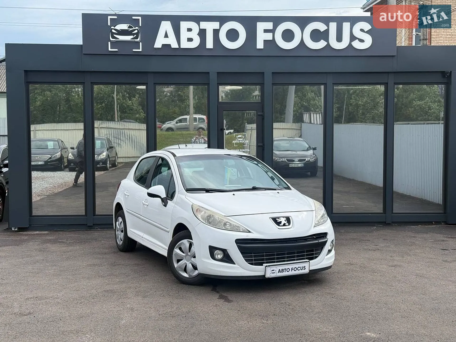 Peugeot 207, 2012