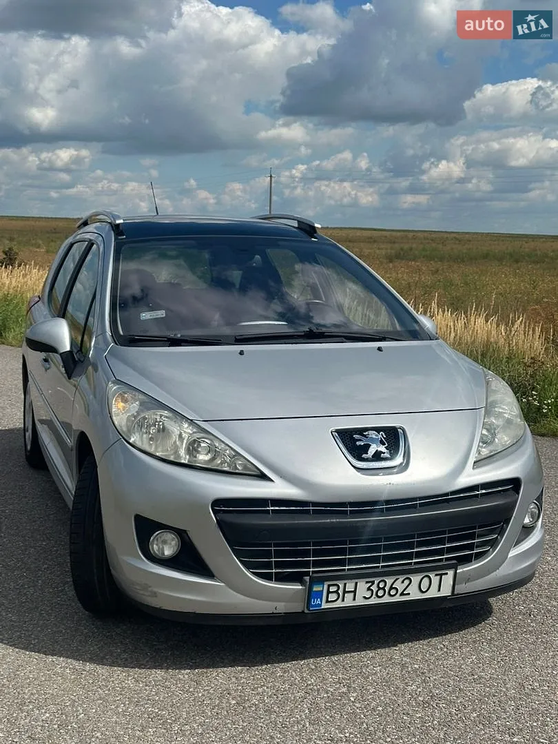 Peugeot 207, 2010