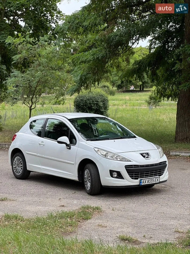 Peugeot 207, 2011