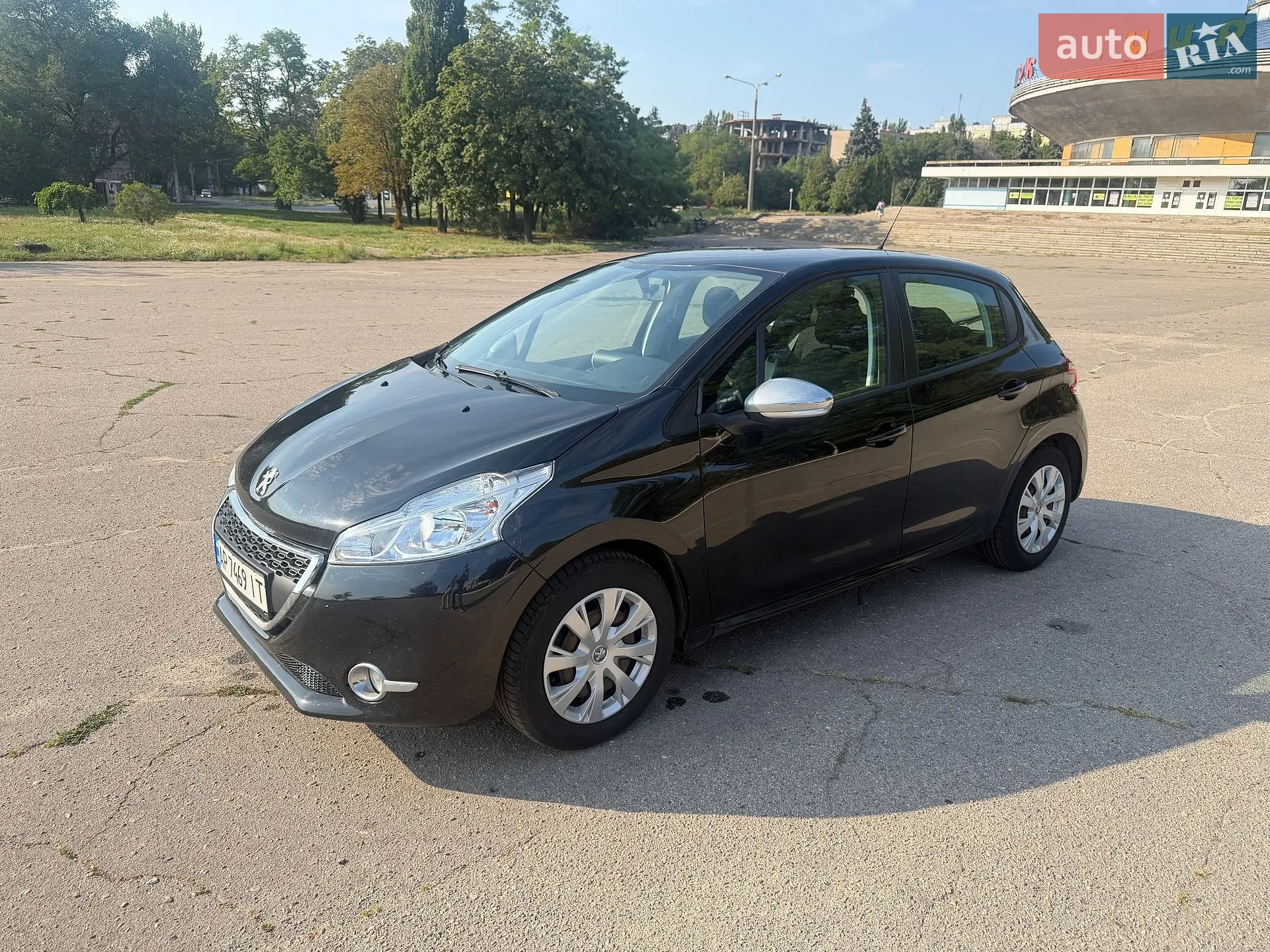 Peugeot 208 2013 — 1