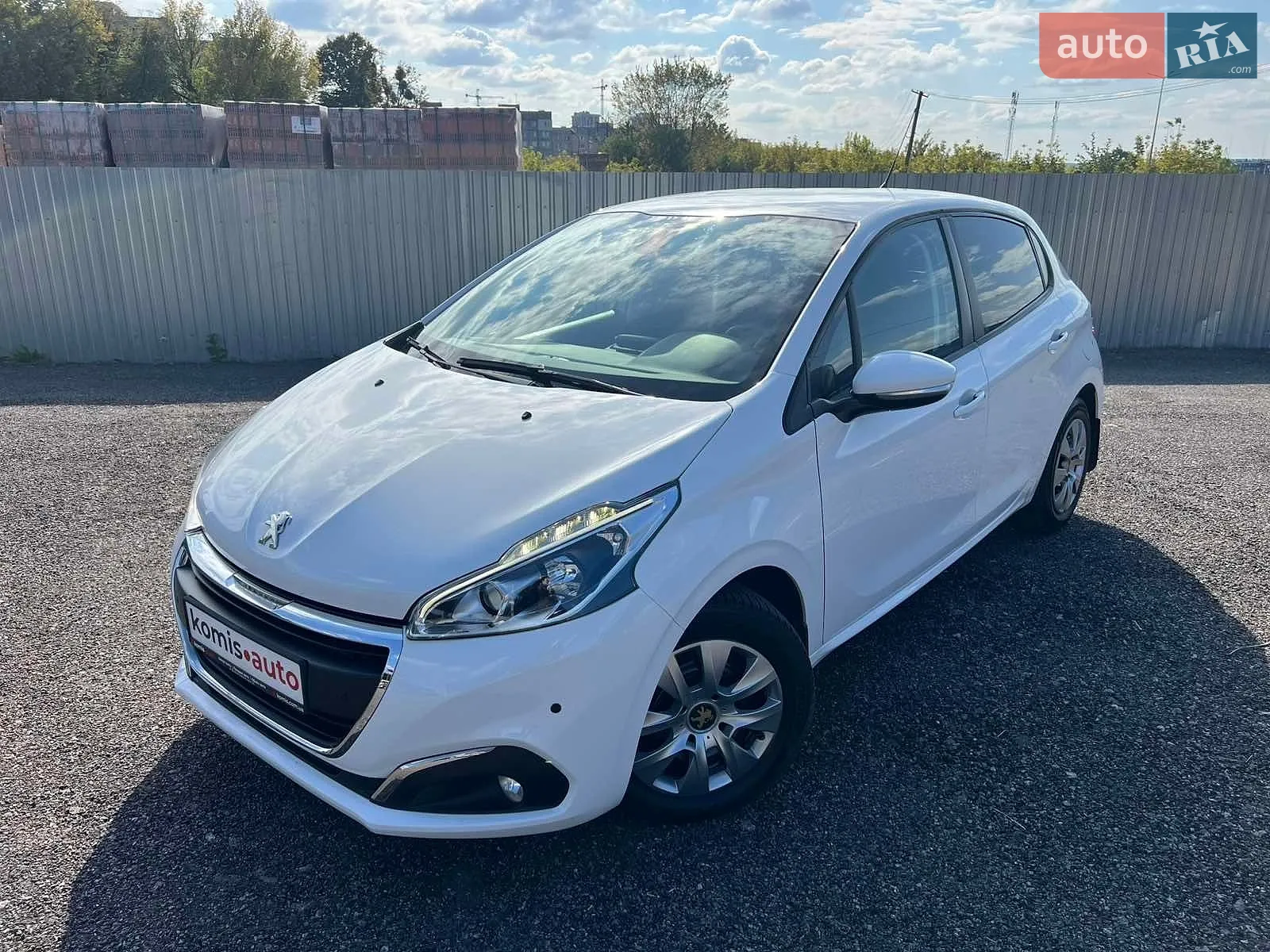 Peugeot 208, 2017