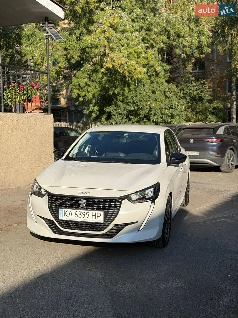 Peugeot 208, 2022