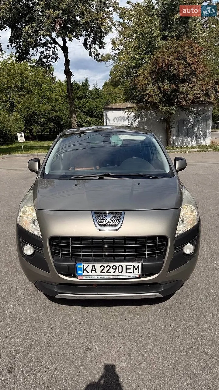 Peugeot 3008, 2012
