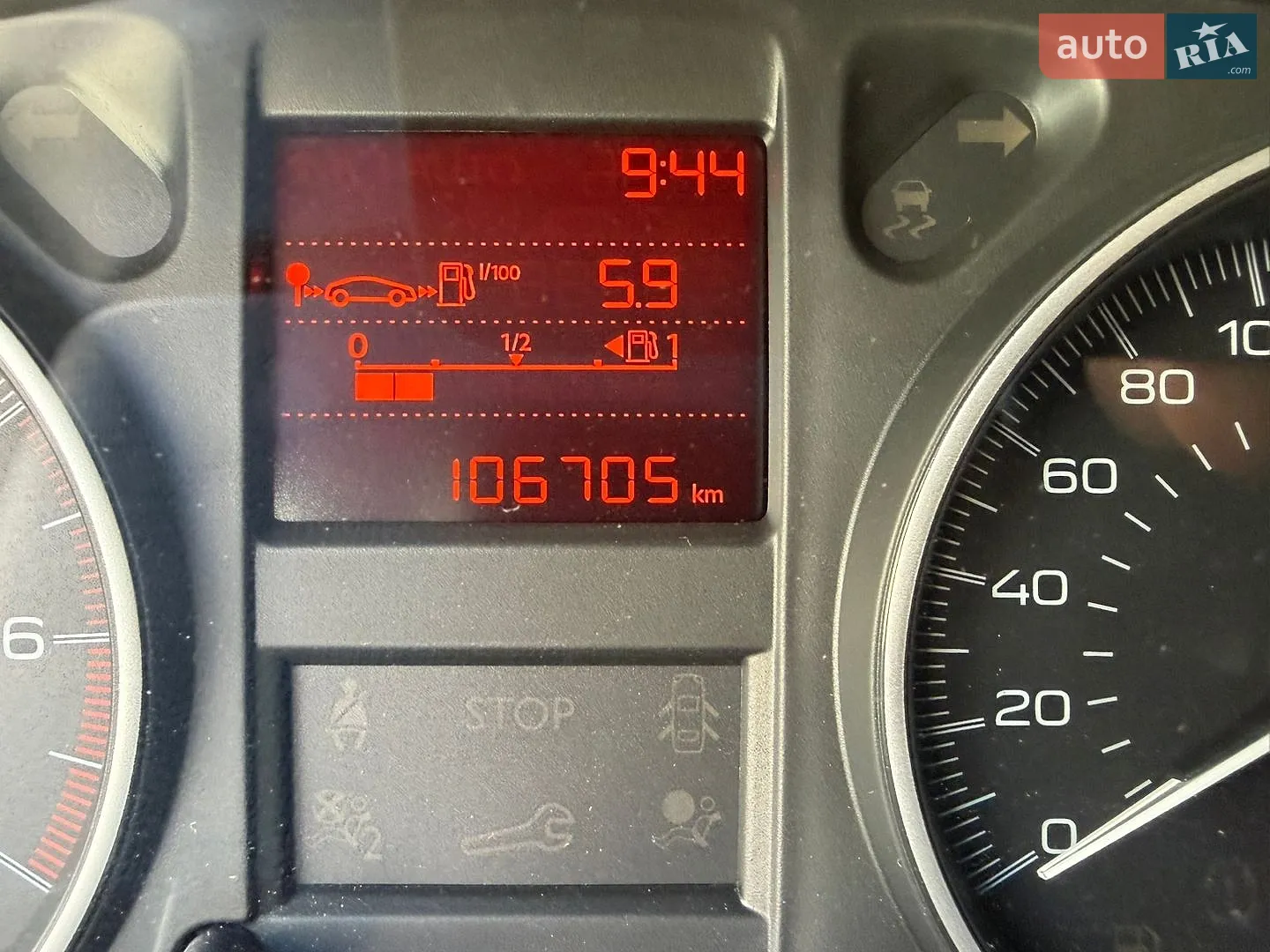 Peugeot 301, 2018