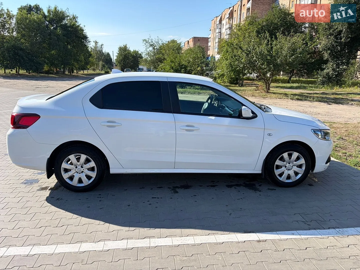 Peugeot 301, 2018