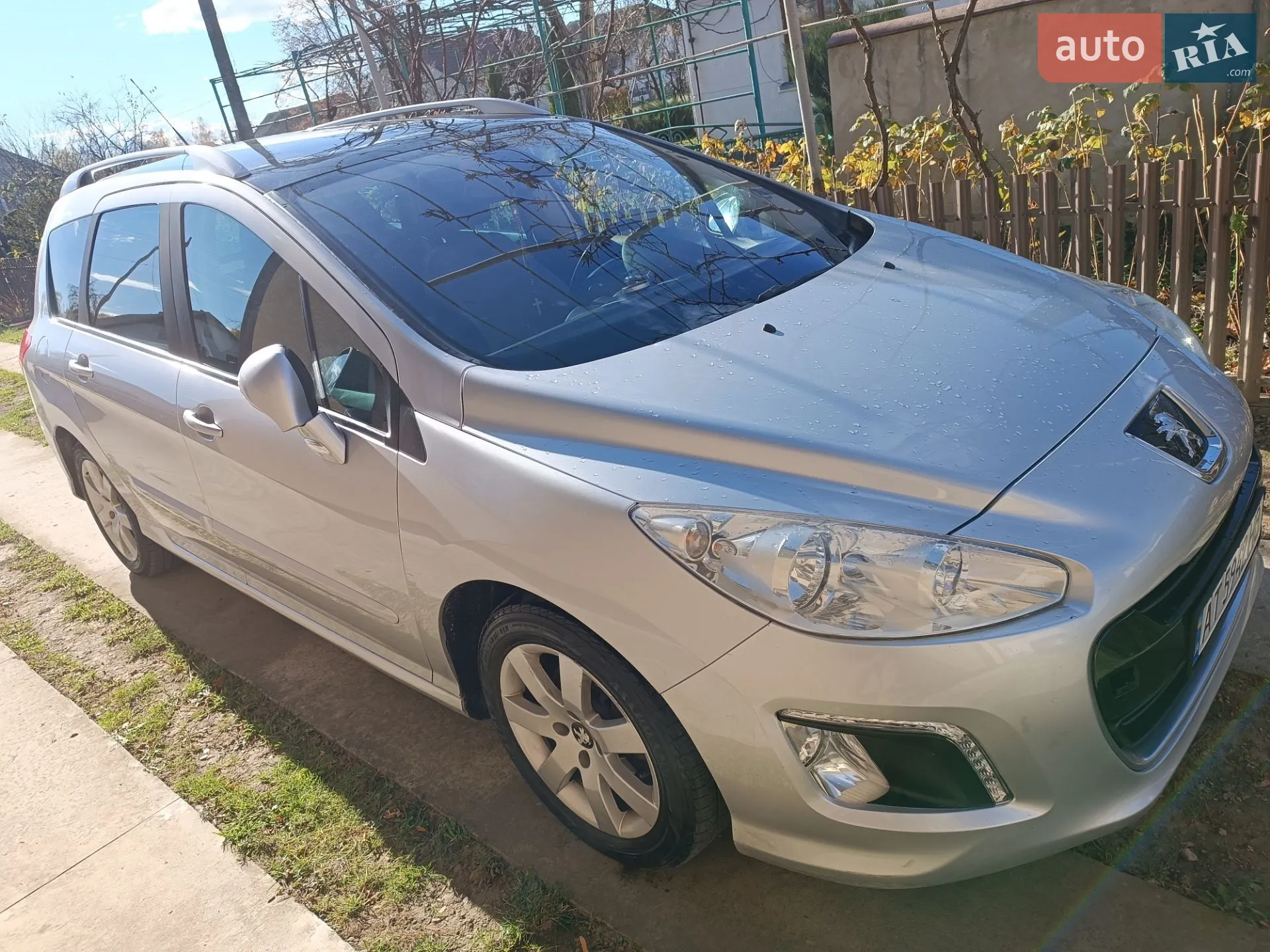 Peugeot 308, 2011