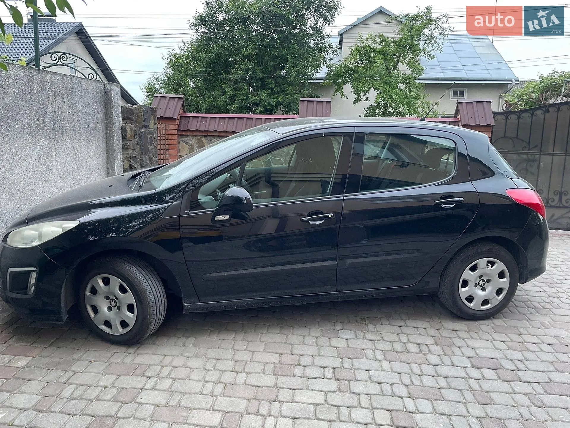 Peugeot 308, 2011