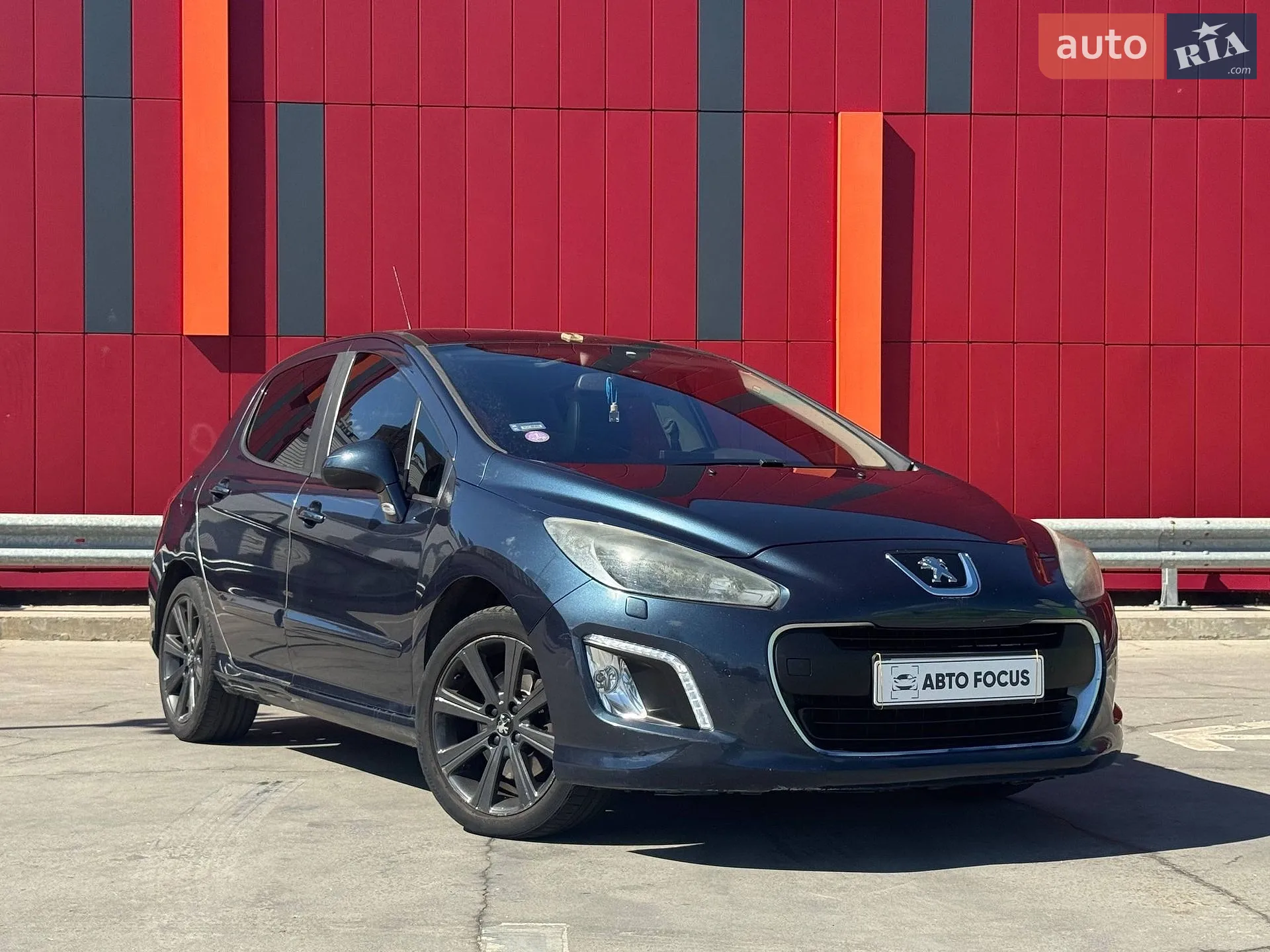 Peugeot 308, 2011