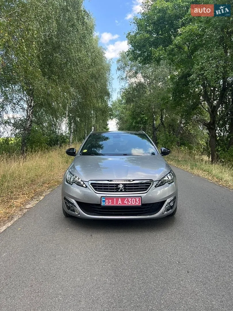 Peugeot 308, 2015